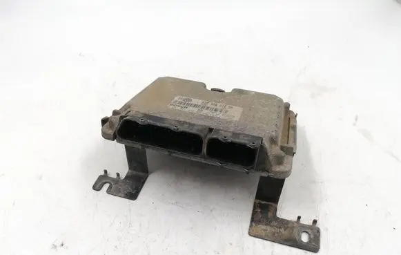 Audi A3 S3 8L Engine control unit/module 038906018BM 28SA3729 0281001846