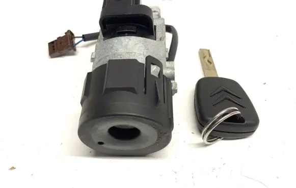 Citroen C3 Ignition lock N0502455