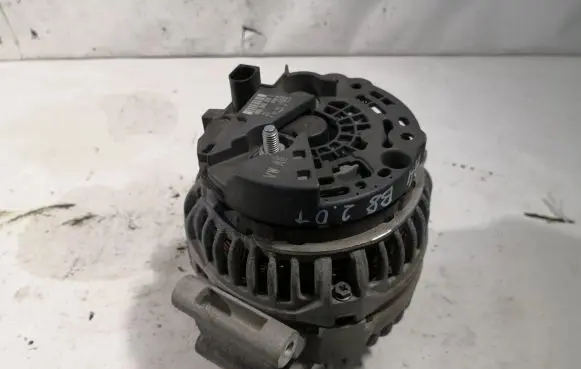 Audi A4 S4 B8 8K Generator/alternator 06H903016L 0124525113