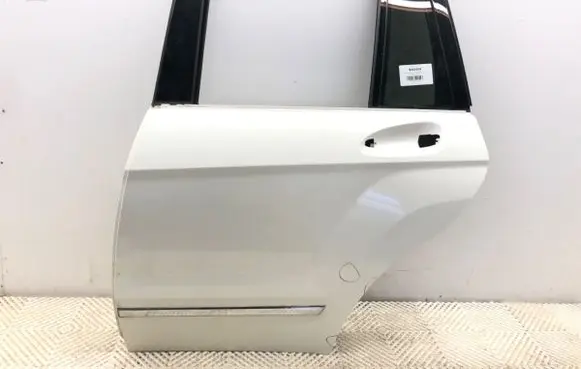Mercedes-Benz GLK (X204) Rear door 799