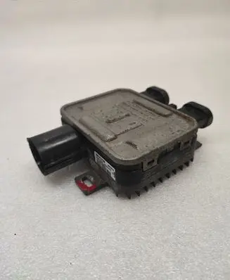 Volvo V60 Coolant fan relay 940011200