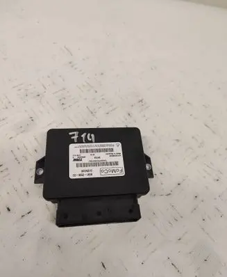 Volvo V70 Hand brake control module 31334228