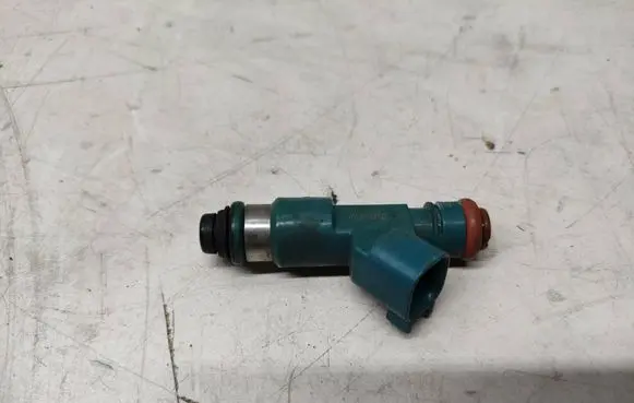 Volvo XC60 Fuel injector 6G9NAB