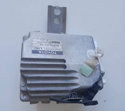 Toyota Corolla E120 E130 Power steering control unit/module 8965002150 001853 EATCEC060