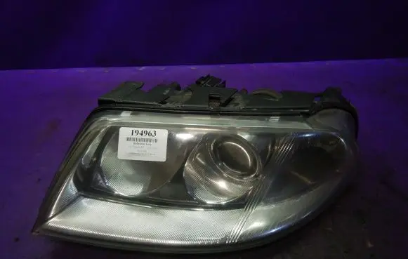 Volkswagen PASSAT B5.5 Headlight/headlamp 1el00835001