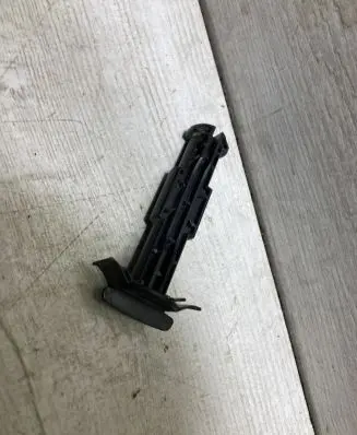 Renault Clio V Radiator mount bracket