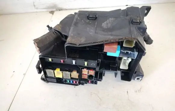 Toyota RAV 4 (XA30) Fuse box set 8264147020 82641-47020