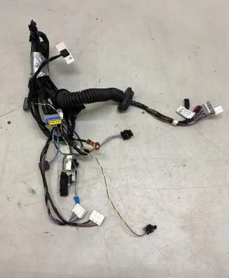 Tesla Model X Front door wiring loom 104725700D 33260670