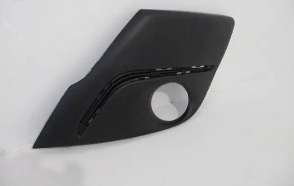 Peugeot 107 Front fog light trim/grill 1607987680