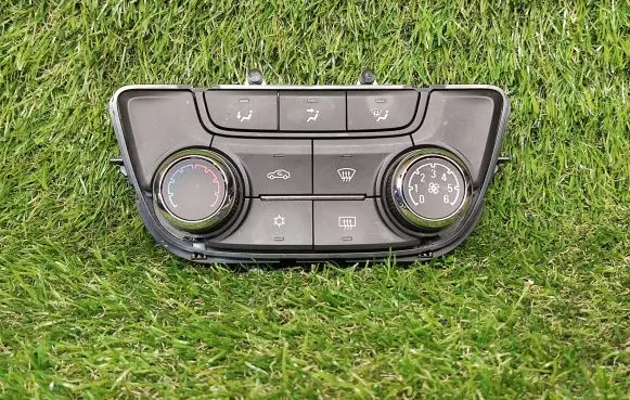 Buick Encore I Climate control unit 39081561 A2C1134980001