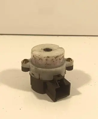 Volvo V70 Ignition lock contact 8645228