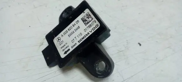 Mercedes-Benz GL X164 Airbag deployment crash/impact sensor A0038208426