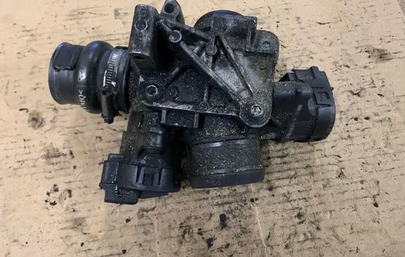 Peugeot 407 Throttle valve PA6T61GF60