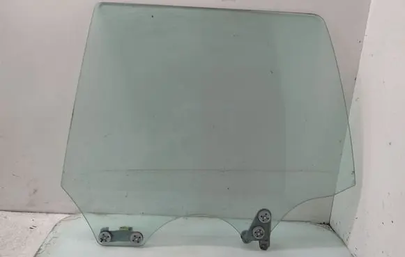 Subaru Forester SG Rear door window glass 