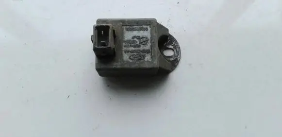 Ford Mondeo MK I Ignition amplifier control unit 93AB12A019AA 93AB-12A019-AA