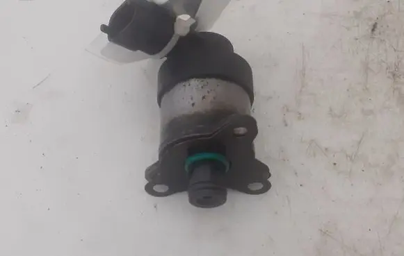 Opel Zafira B Fuel pressure regulator 0928400680 228400680