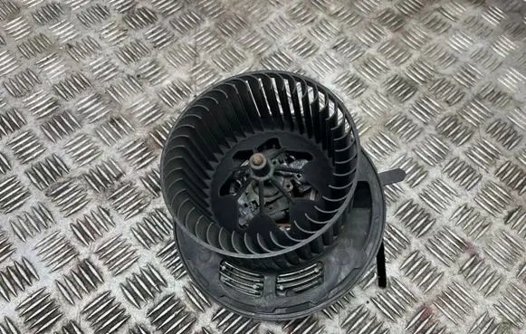 BMW 3 E90 E91 Heater fan/blower 6933663