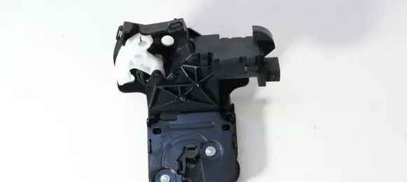 Audi A3 S3 8V Tailgate/trunk/boot lock/catch/latch 8P4827505C 8P4827505A 8P4827505B
