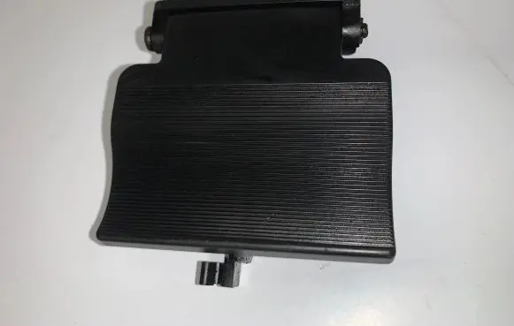 Opel Vectra C Engine bonnet (hood) release handle 9226174 13108196