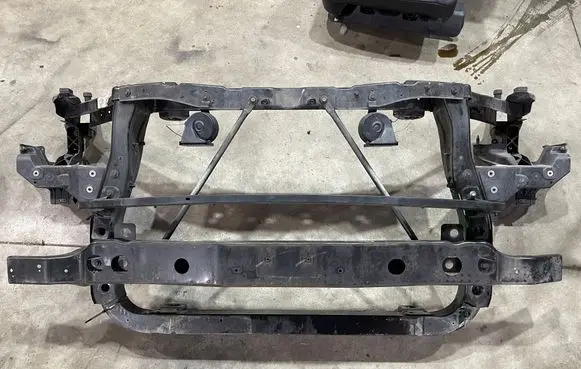 Jeep Grand Cherokee Radiator support slam panel