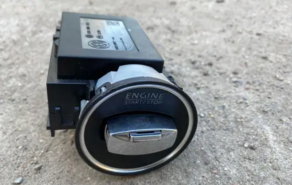Volkswagen PASSAT B6 Engine start stop button switch 3C0905843