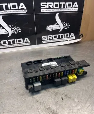 Mercedes-Benz E W211 Fuse module 2115459301 5DK00804729