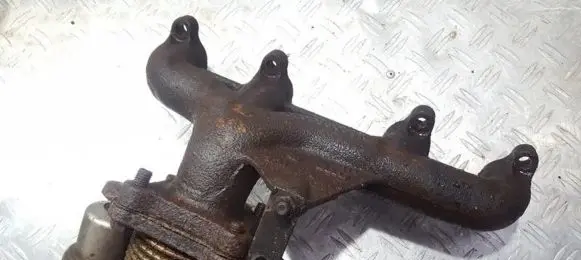 Exhaust manifold