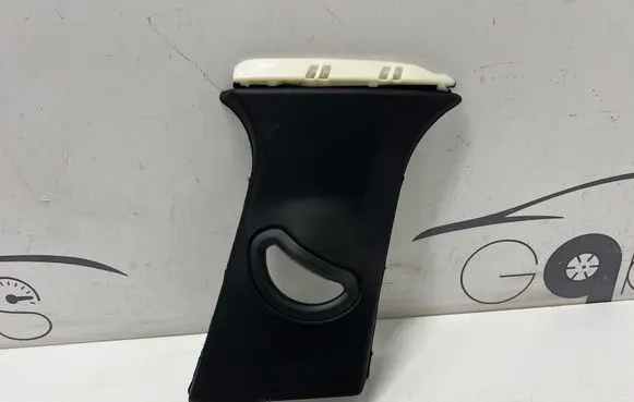 BMW i4 (B) pillar trim (top) 7490362