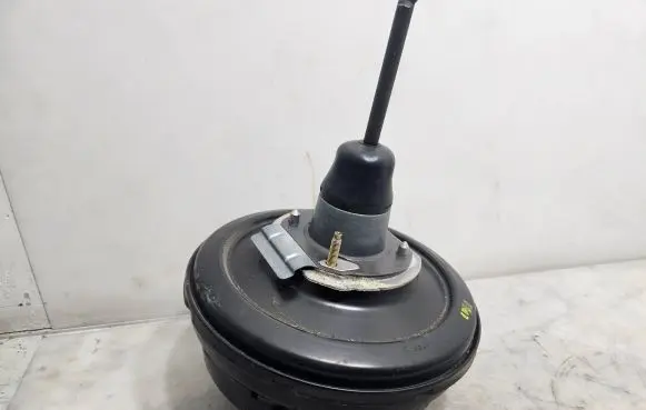 BMW X5 E53 Brake booster 32481478