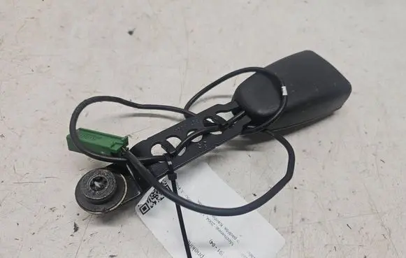 Volvo S60 Front seatbelt buckle 6013208