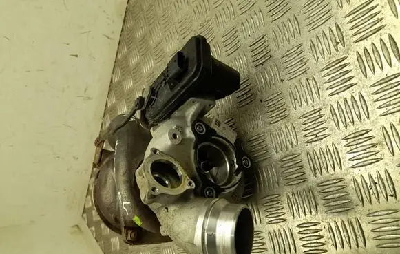 BMW 5 G60 Turbo 8489597