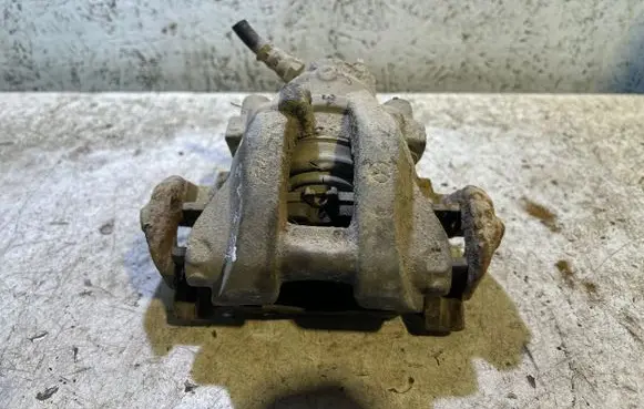 Mercedes-Benz E W211 Rear brake caliper