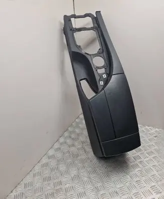 BMW 5 E60 E61 Armrest 9L00904 7060015