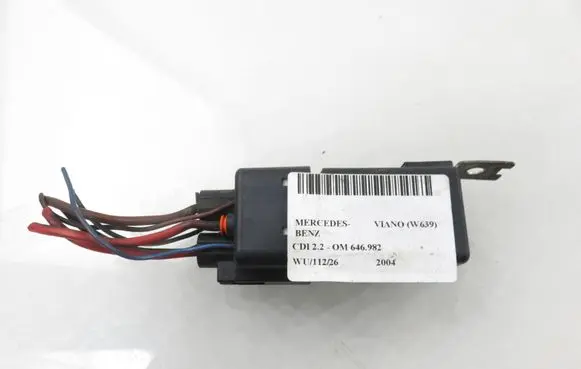 Mercedes-Benz Vito Viano W639 Coolant fan relay 899258000 0025424419