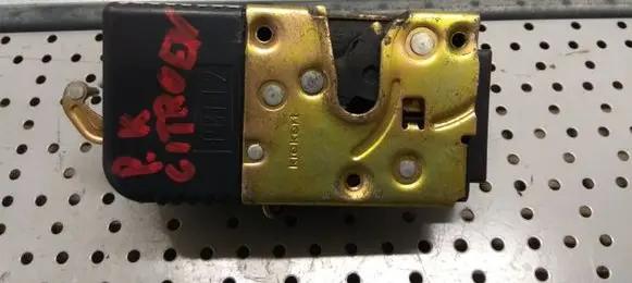 Citroen C8 Front door lock