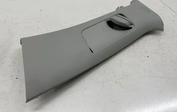 Volkswagen Golf Sportsvan (B) pillar trim (top) 510868311
