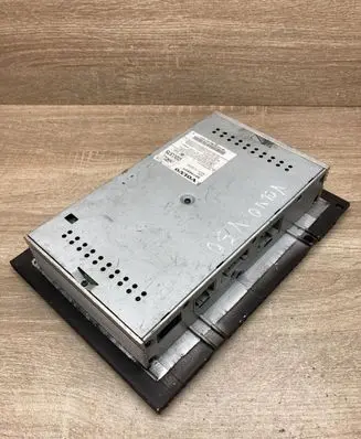 Volvo V50 Sound amplifier 30732824