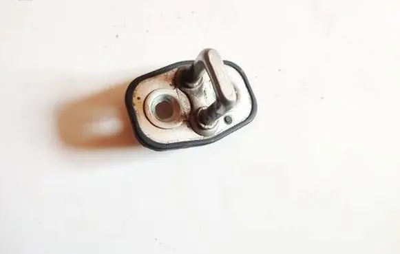 Peugeot 308 Front door lock loop/hook striker 