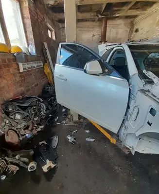 Cadillac CTS Front door