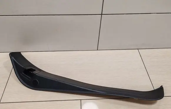 Subaru Legacy Rear sill trim cover 94061AG020