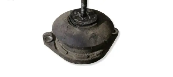 Audi 80 90 S2 B4 Engine mount bracket 8A0199382