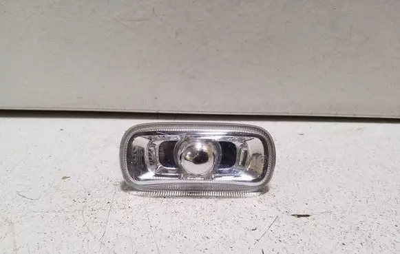 Audi A6 S6 C6 4F Front fender indicator light 8E0949127