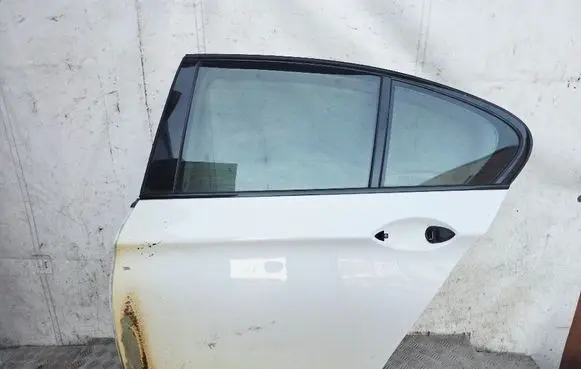 Rear door