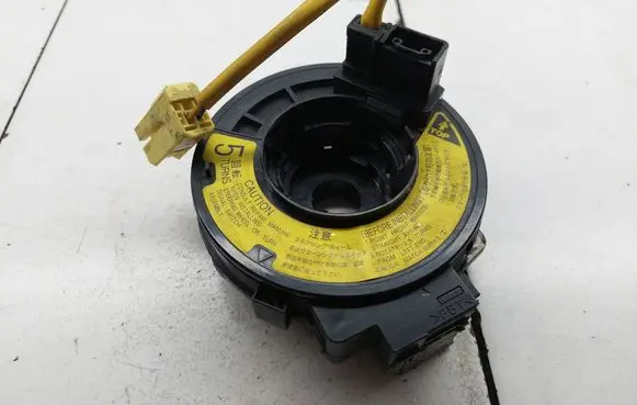 Toyota Corolla Verso E121 Airbag slip ring squib (SRS ring) 11884