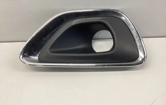 Jeep Grand Cherokee Front fog light trim/grill 68143082AB