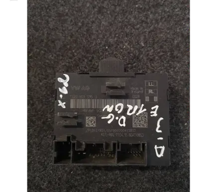 Audi A3 S3 8V Door control unit/module 5Q0959595D