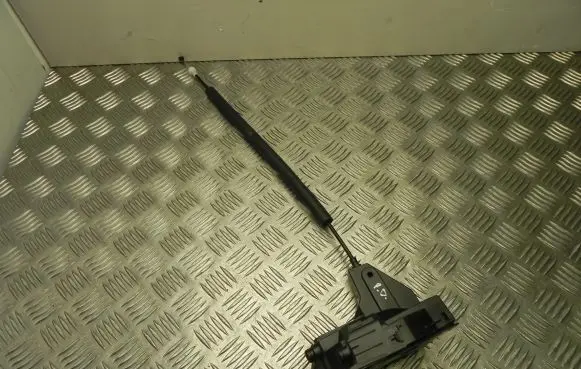 Jaguar I-Pace Loading door lock J9D3203A28AD T5941