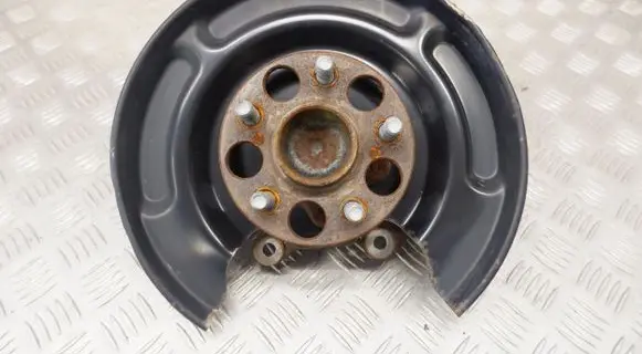Lexus CT 200H Rear wheel hub 8954452040 4230412240