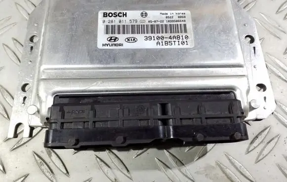 KIA Sorento Engine control unit/module 0281011579 391004A810 A1B5TI01