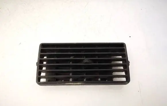 Volkswagen Golf IV Dash center air vent grill 1J0819763A